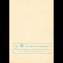 1963 THE BEATLES PHOTO - CHROMO - UK - A. & B. C.CHEWING GUM LTD No 063 068 071 075 2nd SERIES OF 45 PHOTOS - TRADING CARDS - pic 1