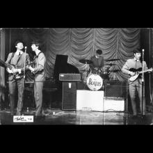 VALEX BLACKPOOL - V.65 - THE BEATLES PHOTO - POSTCARD - 8,8X13,8 - pic 1