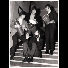 1964 THE BEATLES PHOTO - A-B-C-D-E-F-G-H-I-J-K-L-M - pic 1