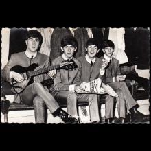 1964 THE BEATLES PHOTO - POSTCARD HOLLAND - THE BEATLES ECHTE FOTO - 0B - 14X9 - pic 5