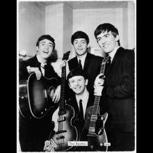 1964 THE BEATLES PHOTO STAR PICS - SP 584 - 19,5 X 15,5 - pic 1