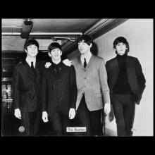 1964 THE BEATLES PHOTO STAR PICS - SP 608 - 19,5 X 15,5 - pic 1