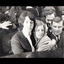 1969 03 12 PRESS PHOTO PAUL AND LINDA WEDDING - 25,2X20,4 - pic 1