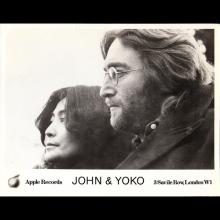 1970 THE BEATLES PHOTO - APPLE RECORDS - RING O' RECORDS - pic 1