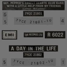 1982 12 07 THE BEATLES SINGLES COLLECTION - BSCP1 - R 6022 - B - SGT. PEPPER'S / WITH A LITTLE / A DAY IN THE LIFE- SOLID CENTER - pic 3
