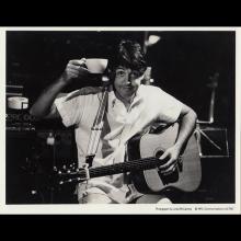 1982 04 26 c Paul McCartney Tug Of War - Press Pack - pic 3