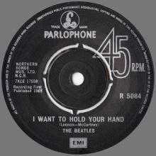 1982 12 07 THE BEATLES SINGLES COLLECTION - BSCP1 - R 5084 - A - I WANT TO HOLD YOUR HAND / THIS BOY - pic 1