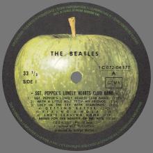 THE BEATLES DISCOGRAPHY FRANCE 1967 06 01 SGT PEPPER'S LONELY HEARTS CLUB BAND - S - APPLE GEMA - 1C 072 - 04 177 - pic 1