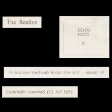 THE BEATLES - BLACK AND WHITE POSTCARD GERMANY - THE  BEATLES ELECTROLA ECHTE FOTO - ERNST FREIHOFF-ESSEN -AX 5683 - 14X9 - pic 3
