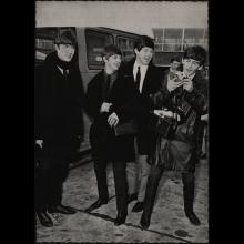 THE BEATLES - BLACK AND WHITE POSTCARD GERMANY - ERNST FREIHOFF-ESSEN - 855- 14X9 - pic 1