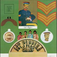 2017 12 15 - SGT. PEPPERS LONELY HEARTS CLUB BAND - 4 AUDIO CD'S - BLU-RAY⁄DVD  - 0602557455328 - 6 02557 45532 8 BOX  - pic 6