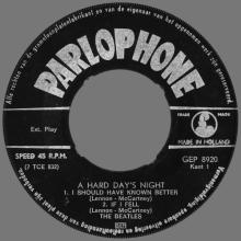 HOLLAND - 1964 11 00 - 1 A - A HARD DAY'S NIGHT ( Extracts from the film )  - GEP 8920  - pic 3