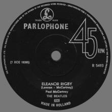 HOLLAND 261 - 1966 08 00 - ELEANOR RIGBY ⁄ YELLOW SUBMARINE - PARLOPHONE - R 5493 - pic 1