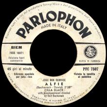 ITALY 1966 08 25 - PFC 7507 - YELLOW SUBMARINE ⁄ ALFIE ( CILLA BLACK ) - pic 1