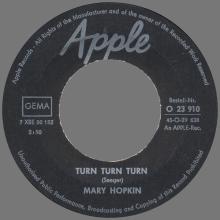 MARY HOPKIN - 1968 08 31 - THOSE WERE THE DAYS ⁄ TURN, TURN, TURN - GERMANY - 1 - O 23 910 - BLACK APPLE - pic 5