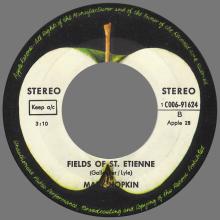 MARY HOPKIN - 1970 07 09 - QUE SERA SERA ⁄ FIELDS OF ST. ETIENNE - GERMANY - APPLE 28 - 1C 006-91624 - pic 5