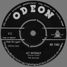 NO 1965 10 00 - ACT NATURALLY ⁄ YESTERDAY - ND 7442 - LABEL 4 - R 5305 - HELP ⁄ I'M DOWN - pic 1