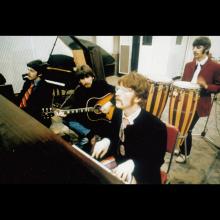1970 THE BEATLES PHOTO - FUJIFILM WAL SREENS - 990203743 - 10X15 - pic 1