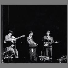 2013 11 11 - THE BEATLES - ON AIR - LIVE AT THE BBC VOLUME 2 - BBCV2 - promo CD - pic 6