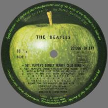 THE BEATLES DISCOGRAPHY FRANCE 1967 06 01 SGT PEPPER'S LONELY HEARTS CLUB BAND - L - APPLE - Y 2C 066 - 04.177 - pic 1