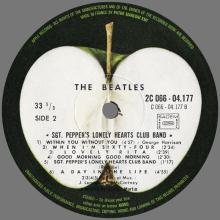THE BEATLES DISCOGRAPHY FRANCE 1967 06 01 SGT PEPPER'S LONELY HEARTS CLUB BAND - M - APPLE SACEM - Y 2C 066 - 04.177 - BOXED SET - pic 1