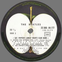 THE BEATLES DISCOGRAPHY FRANCE 1967 06 01 SGT PEPPER'S LONELY HEARTS CLUB BAND - P - APPLE SACEM - 2C 066 - 04.177 - PM 261 - pic 1