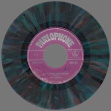 THE BEATLES MULTICOLOR GREECE - GMSP  53 - ROLL OVER BEETHOVEN ⁄ DO YOU WANT TO KNOW A SECRET - OPEN CENTER - pic 1
