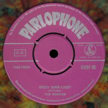 THE BEATLES MULTICOLOR GREECE - GMSP  95 - YESTERDAY ⁄ DIZZY MISS LIZZY - PUSH-OUT CENTER - pic 5