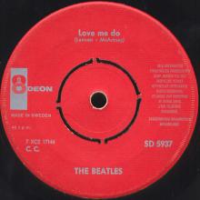 sw011  Please, Please Me / Love Me Do   (SD 5937) - pic 8