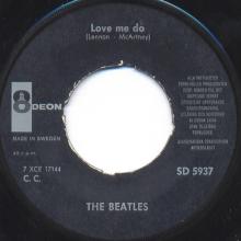 sw011  Please, Please Me / Love Me Do   (SD 5937) - pic 10