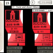 THE BEATLES DISCOGRAPHY FRANCE - OLDIES BUT GOLDIES - 230 L6-P1 - TWIST AND SHOUT / MISERY - E 2C 010-04469 - pic 1