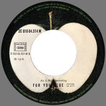 THE BEATLES DISCOGRAPHY FRANCE - OLDIES BUT GOLDIES - 300 L2-P1 - THE LONG AND WINDING ROAD / FOR YOU BLUE - E 2C 010-04514 - pic 1