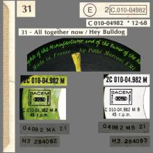 THE BEATLES DISCOGRAPHY FRANCE - OLDIES BUT GOLDIES - 310 L1-P1 - ALL TOGETHER NOW / HEY BULLDOG - E 2C 010-04982 - pic 1