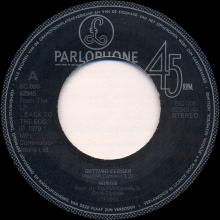 ho24 Getting Closer ⁄ Spin It On 5C(5C) 006-62945 - pic 1