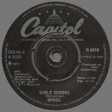 IRELAND 1977 11 11 - MULL OF KINTYRE ⁄ GIRL'S SCHOOL - CAPITOL - R 6018  - pic 1