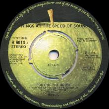 IRELAND 1976 04 30 - SILLY LOVE SONGS / COOK OF THE HOUSE - APPLE -  R 6014 - pic 1