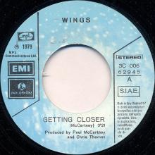 it24 Getting Closer ⁄ Spin It On 3C 006-62945 - pic 1
