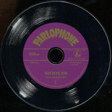 UK 1999 10 04 - RUN DEVIL RUN - PAUL McCARTNEY CLUB PROMO - RDR 002 - pic 1