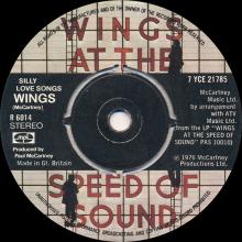 uk1976 (2) Silly Love Songs ⁄ Silly Love Songs R 6014 - pic 1
