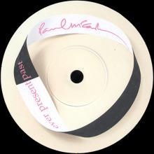 uk60 Ever Present Past ⁄ House Of Wax - 8 88072 30621 9 - 0888072306219 - pic 9